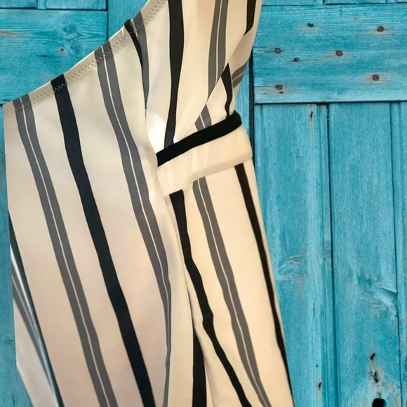 Cupshe swim suit‎ size medium. Never worn. - Picture 8 of 10